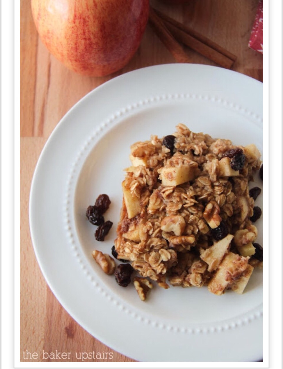 Apple Cinnamon Baked Oatmeal