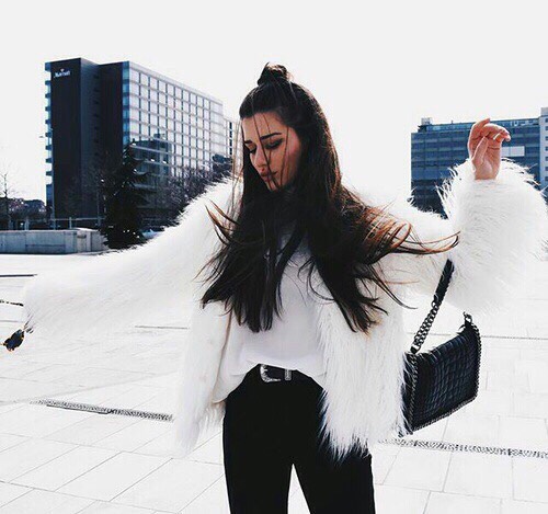 Stunning Outfits You Need To Check Out