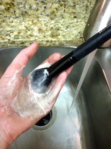How To Wash Your Make Up Brushes . Water Bath Soap or Shampoo And Cooking Oil .