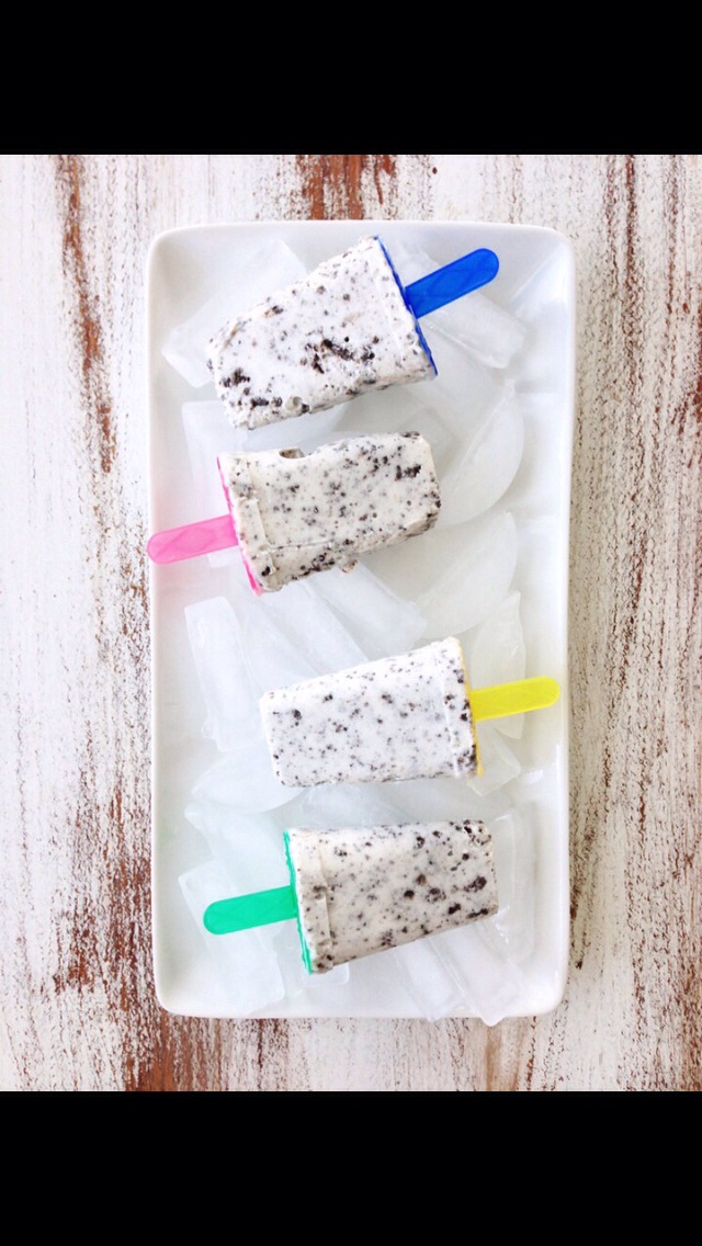 100 Calorie Oreo Popsicles