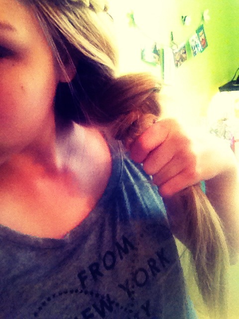 ✨ The Pushed-Up Side Bun ✨