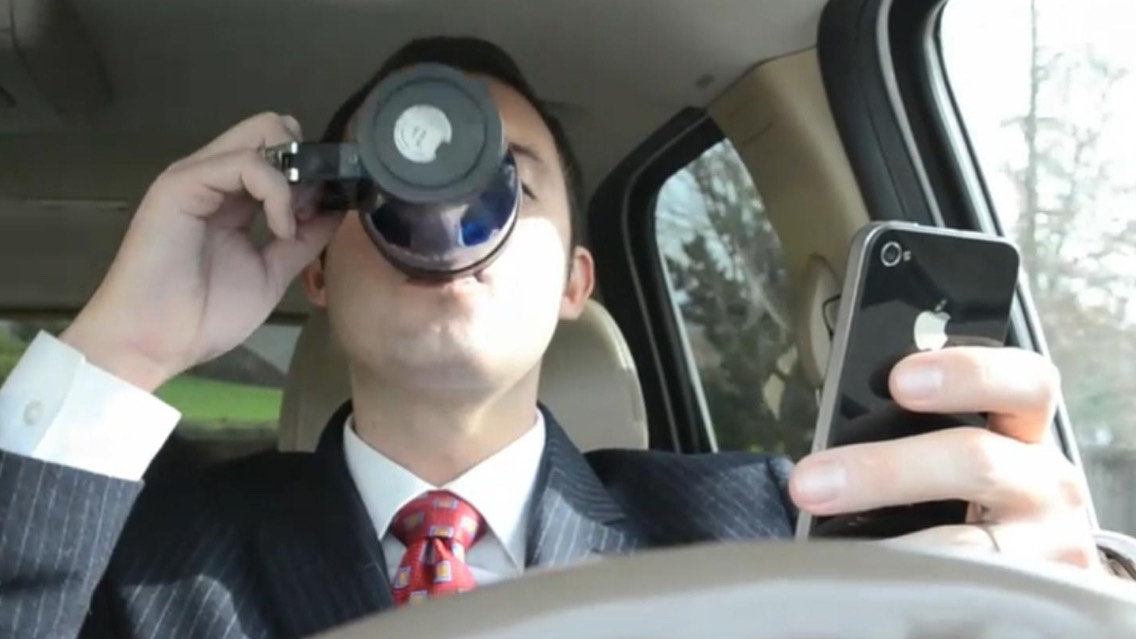 Don't do that! Put your phone down while driving! You can listen to your favorite articles while driving and in traffic!