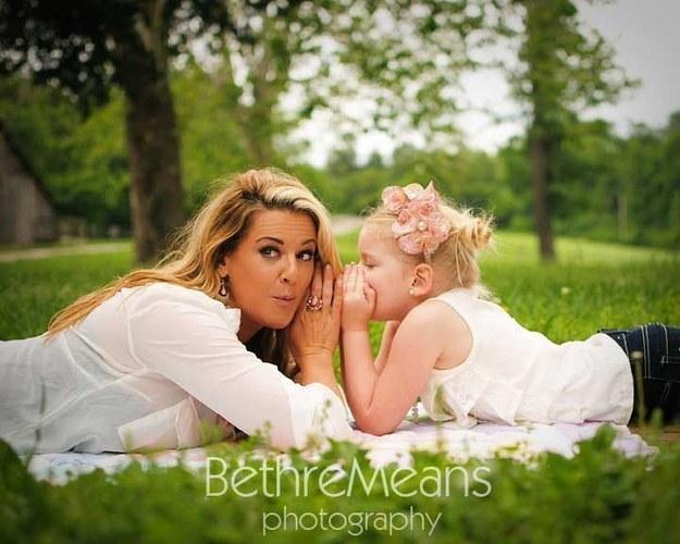 Mother-daughter Photo Ideas! Super Cute!!!