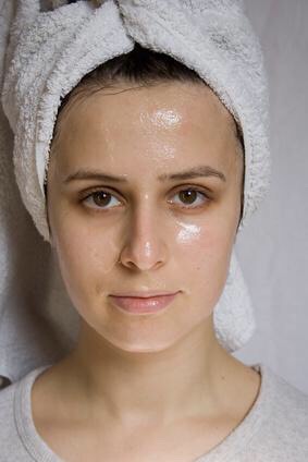 Put it in your skin and leave it for 15 to 20 minutes.
