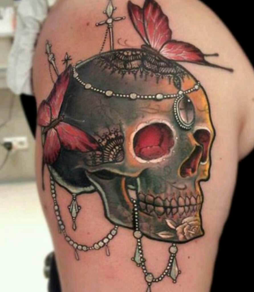 Beautiful Skull Tattoos For Women!