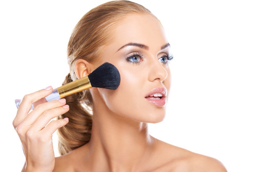Seventh, and last mistake: Setting your makeup with a powder foundation. 