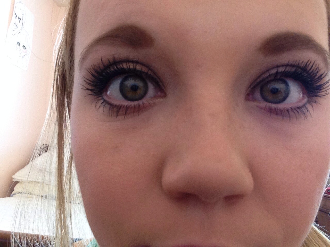 No more blonde lashes!!!! Woohoo :)