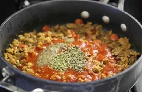 One Pot Pizza Pasta Bake