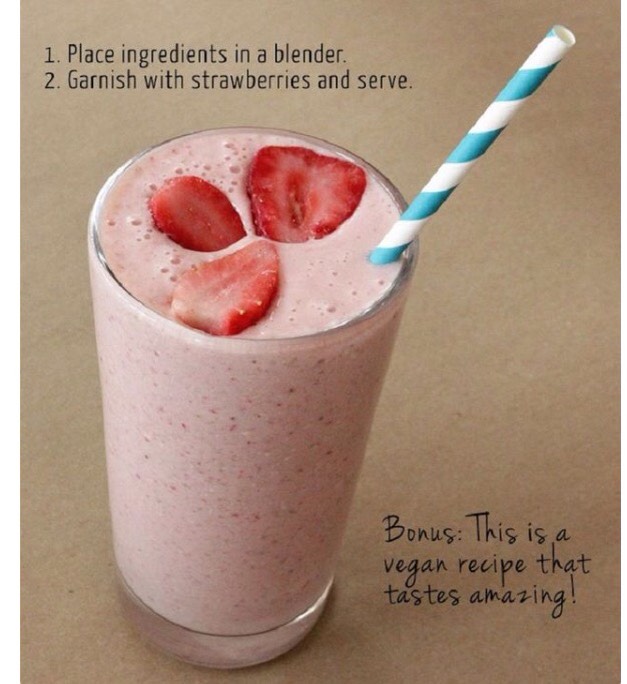 Strawberry Oatmeal Smoothie