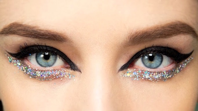 Festive Glitter Eye Makeup 
