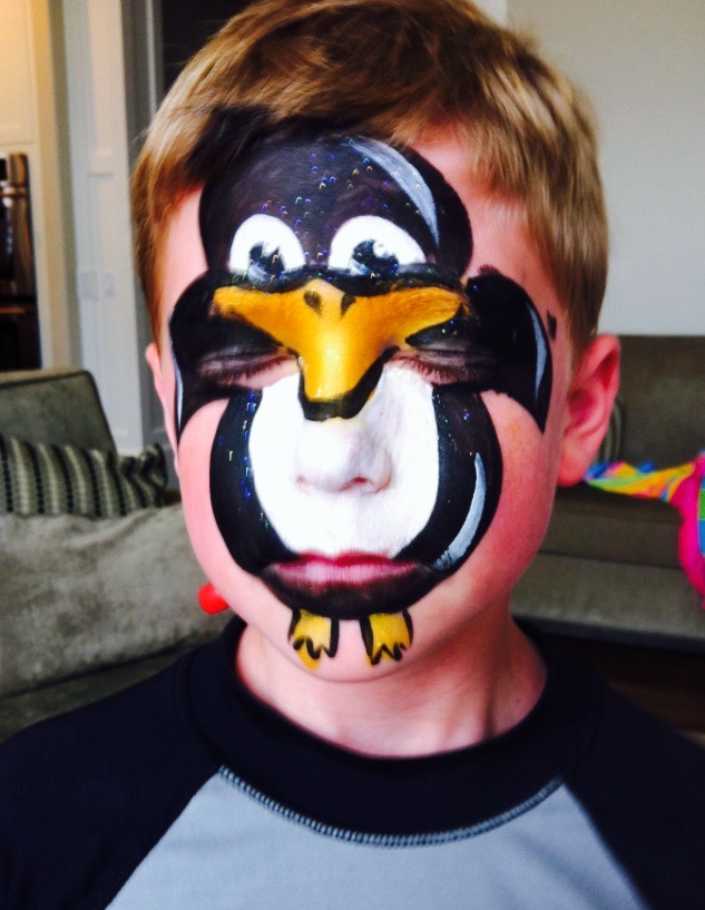 Do you have an oddball on your hands? Try to waddle their dreams into space with this oddly creative penguin idea! 🐧