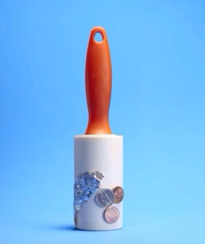 Lint Roller as Handbag Cleaner
Quickly clean the interior of your purse by running a lint roller over the lining. 