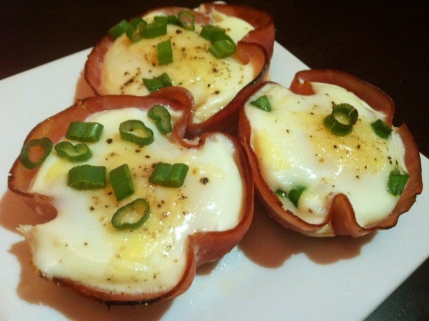 Allow to cool for two to three minutes. Garnish with green onion and slowly remove from muffin tin with two spoons and enjoy!