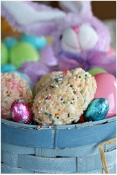 Cookie Dough Filled Rice Krispie Treats!!