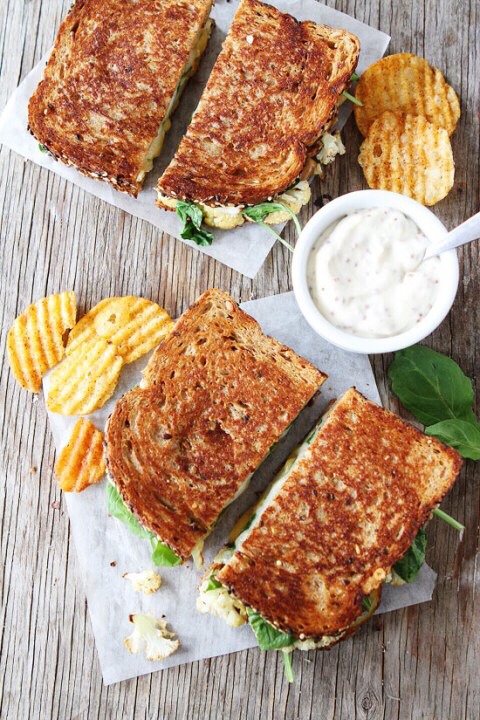 Roasted Cauliflower Grilled Cheese😍👌