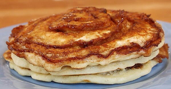 You might find three of these stacked in a fancy breakfast restaurant, but I’m gonna tell you that one pancake is all you need. It’s like eating a cinnamon roll, and no one needs more than one cinnamon roll for breakfast. Or certainly no more than two ;)