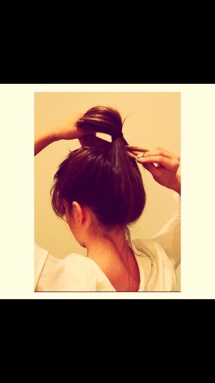 Super Easy Super Cute Top Bun !! 