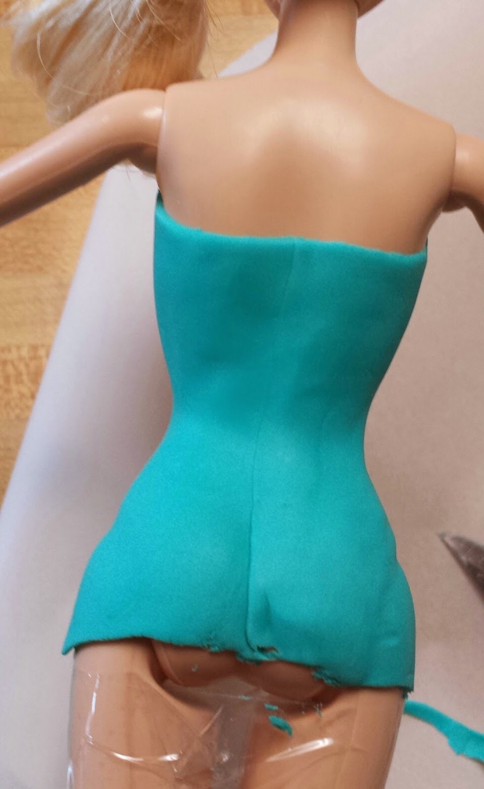 Awesome Tutorials On Doll Cakes. And Step By Step Elsa's Let It Go Cake. 😘