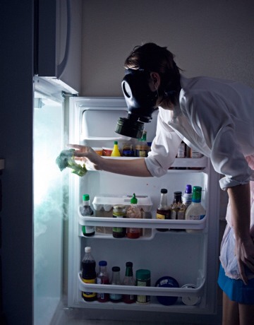 Clean your fridge.
Once something goes bad in your fridge or cupboards, it leaves behind a nice gang of mold ready to eat up your new food. Disinfect the fridge ā it'll make everything last a little longer.