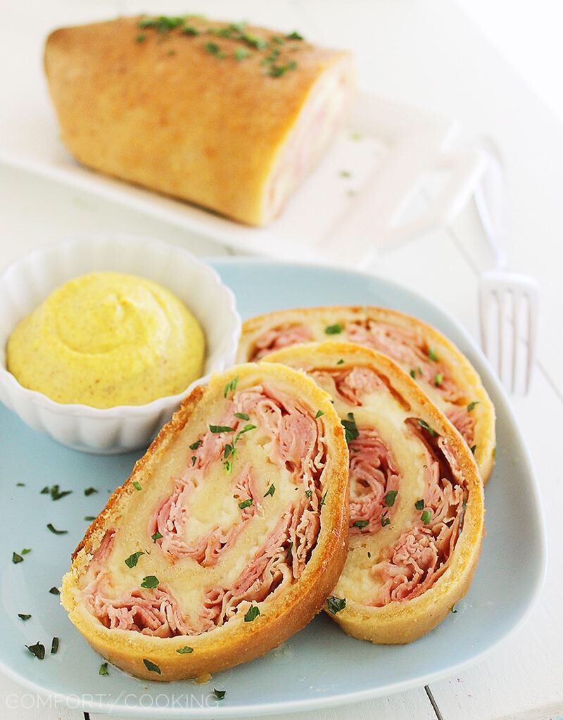 3-Ingredient Baked Ham and Cheese Rollups