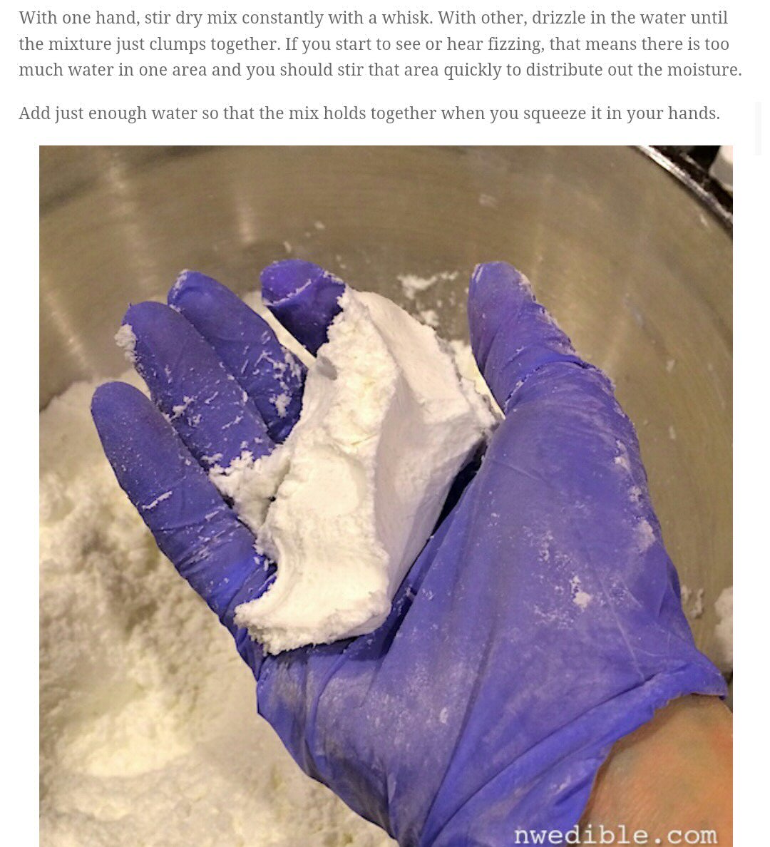 DIY HOMEMADE BATH BOMBS! 