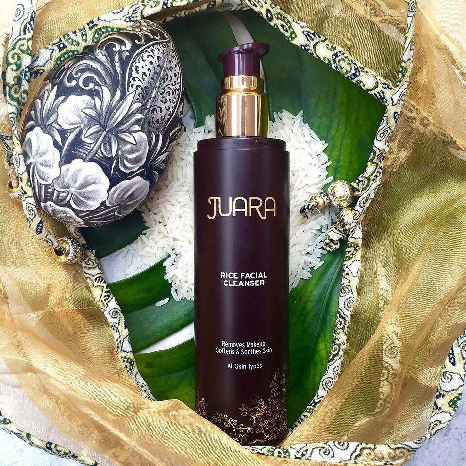 JUARA Skincare Rice Facial Cleanser $29JUARA Skincare's Rice Facial Cleanser cleanses and softens the skin in one step - without ever leaving the skin stripped of moisture. While cleansing the skin of any impurities, the Rice Facial Cleanser keeps the skin soft and supple. Rice Bran Extract exfoliates the skin, Glycerin helps the skin maintain moisture, and Glyceryl Caprylate restores the oils of the skin, regulates the skin moisture and acts as a humidifier. 