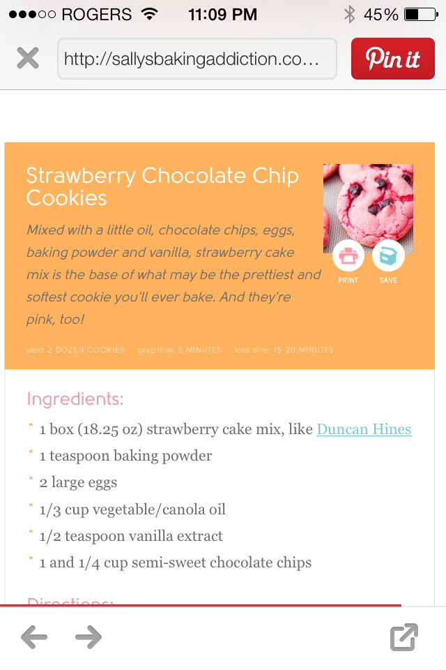 Strawberry Chocolate Chip Cookies! (Super Easy To Make Too!!)