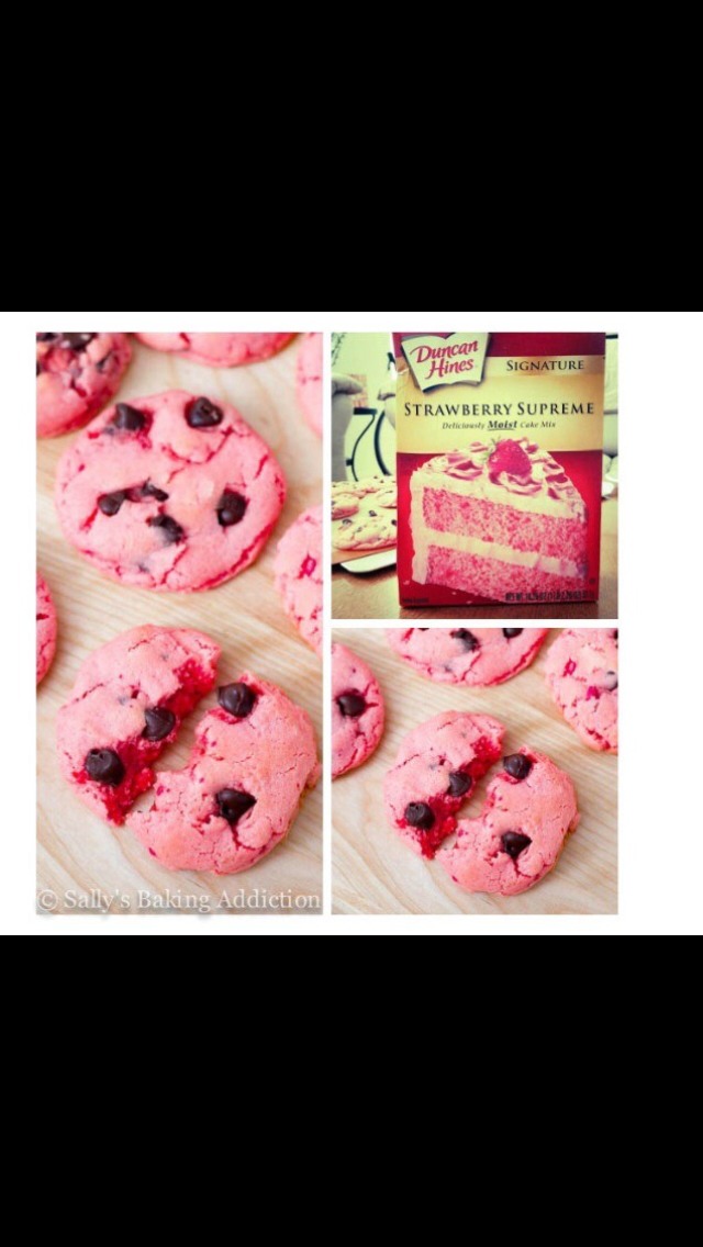 Strawberry Chocolate Chip Cookies!