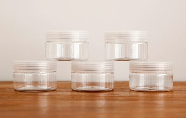Make sure you get an airtight container to keep the scrub fresh… let's get started!