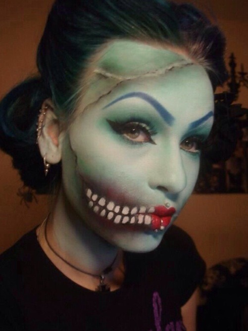 Cute And Cool  Halloween Makeup And Costumes For Everyone Even Pets