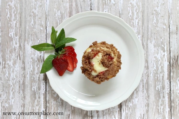 ❤️🍓Strawberry Cream Cheese Muffins, YUM!🍓❤️