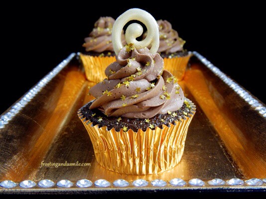 5. Champagne and Chocolate Cupcakes
Champagne and chocolate pretty much make the most romantic cupcake ever.