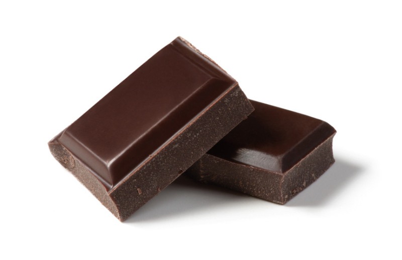 SNACK/TREAT
Chocolate is healthy? Since when?
Believe it or not DARK chocolate is proven. To be good for you as it contains more cacao rather than cocoa, sugar, preservatives etc
• Dark Chocolate