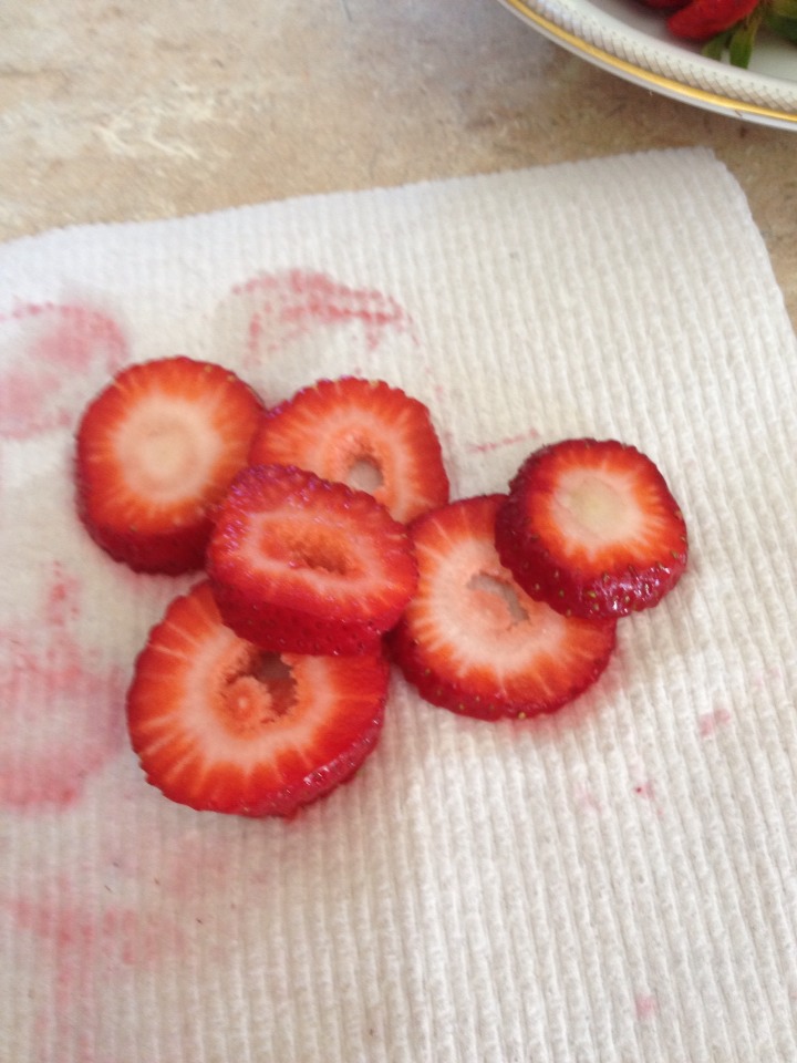 Then add some sliced strawberries on top!