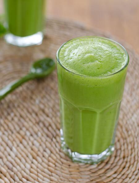 19. Three-Ingredient Green Smoothie

http://cookeatpaleo.com/3-ingredient-green-smoothie/