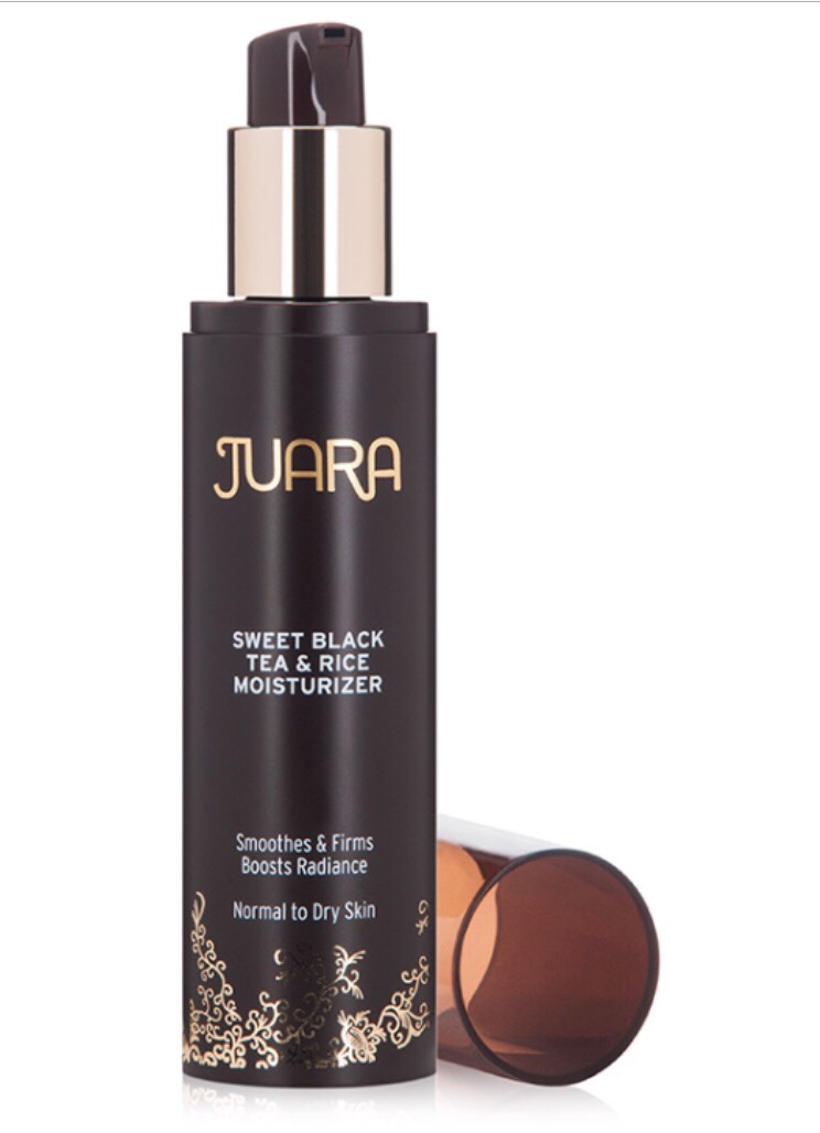 Get That Matte-But-Moist, Even Toned Skin Finish In 3 Minutes.