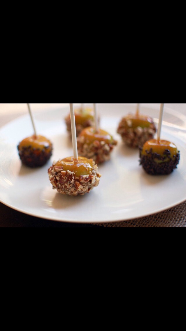 Mini Caramel Apple Bites!