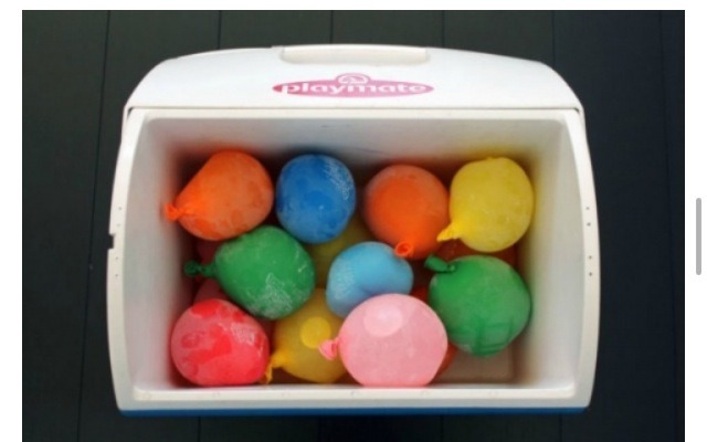 Use frozen water balloons instead of ice packs💧