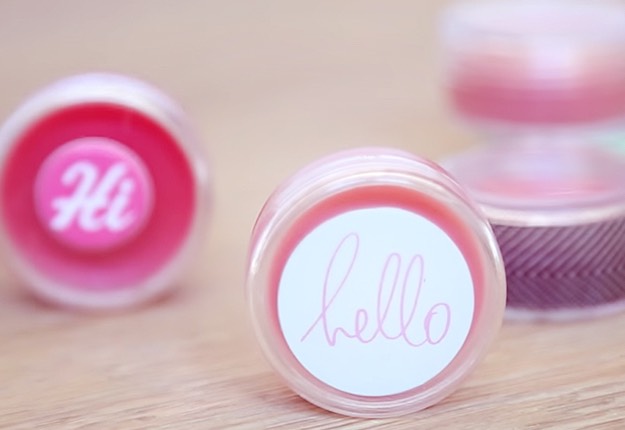 10-Minute DIY Lip Balm #SpringForward