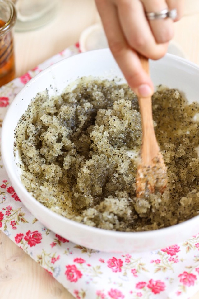 Instructions
. In a medium-size bowl, combine all the ingredients. Store the exfoliator in an air-tight container in a cool, dark place (the linen closet or medicine cabinet).