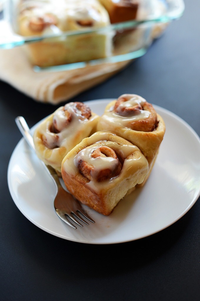 😋World's Easiest Cinnamon Rolls (vegan)