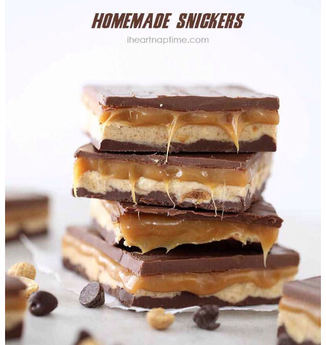 DIY Homemade Snickers Bars!