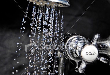 Relieve post-fitness aches by submerging your Lowry body in a cold bath (50 to 55 degrees Fahrenheit)