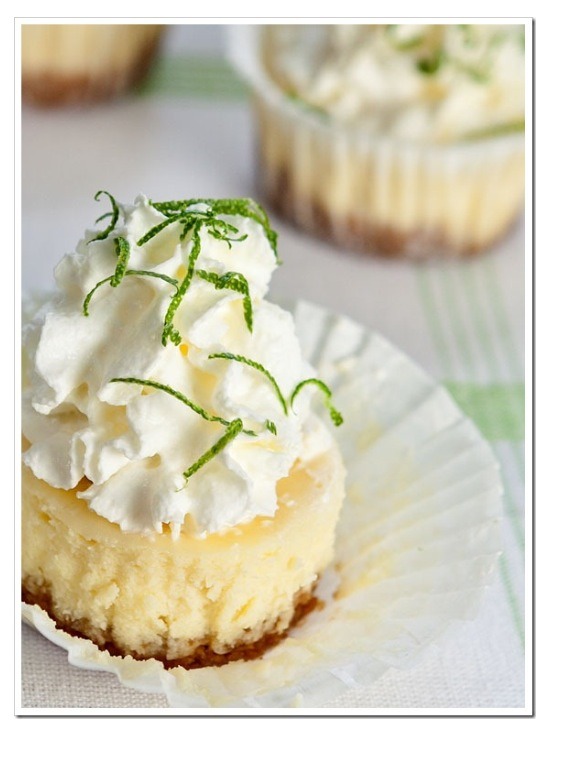 Keylime Cheesecake Minis With Macadamia Graham Cracker Crusts๐๐๐๐๐๐