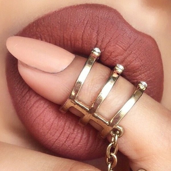 Beautiful Trending Nail Looks
