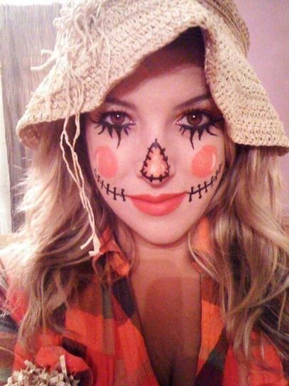 24. You may also play with orange hues, going for a lipstick and creating rounds on your cheeks. Draw lashes under your bottom lash line to create a Halloween makeup.