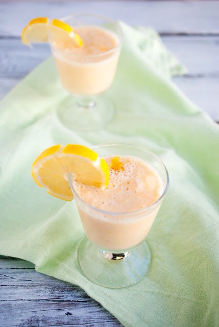 Ingredients:
1 navel orange
1 grapefruit
the juice of half a lemon
1/2 cup of unsweetened green tea, chilled
1/2 cup of nonfat Greek yogurt
1/2 a frozen banana
1 cup of ice