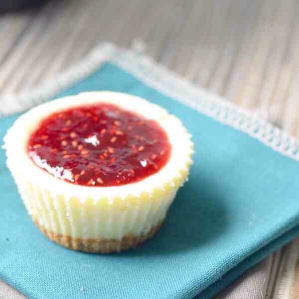 💙AMAZING raspberry Cheesecake Bites!!!!(:💙