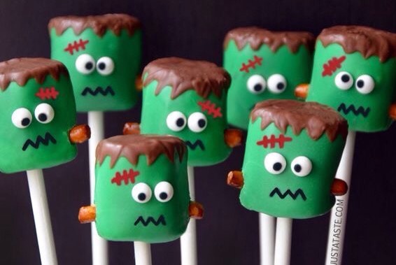 Decorated marshmallows 