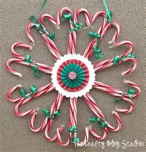 "Beautiful Candy Cane Wreath Idea's"